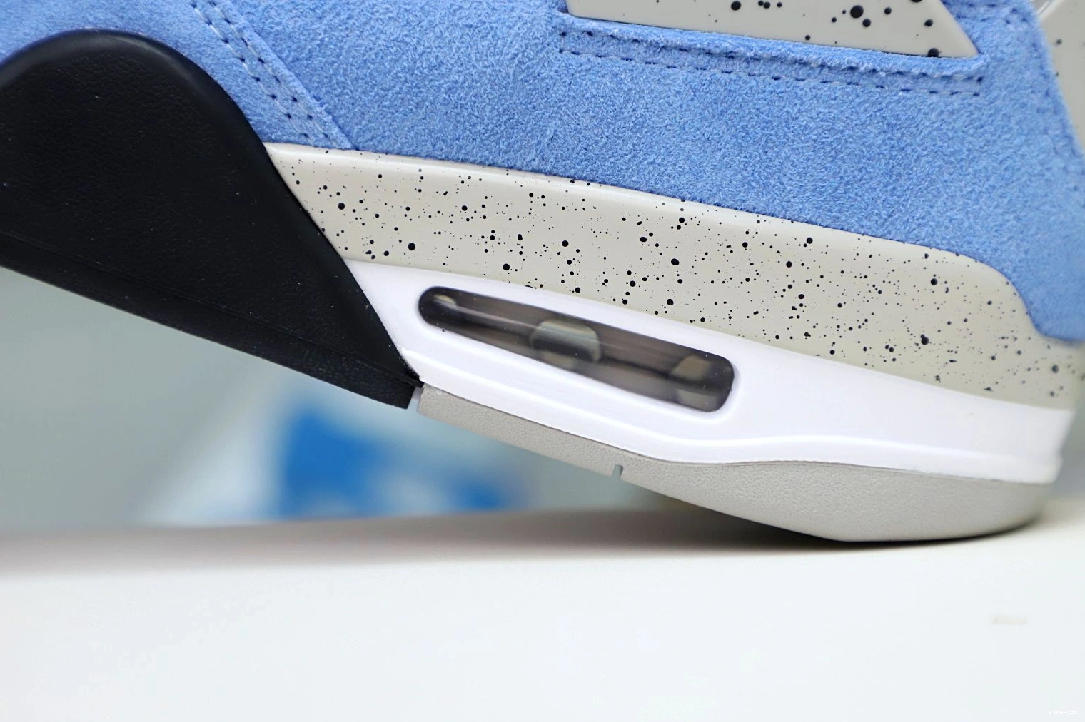 JORDAN 4 AIR BLUE UNIVERSITY 0812